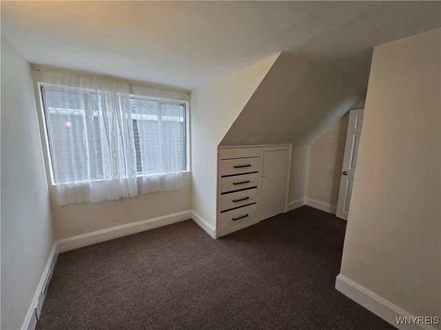 33 Trowbridge Street, Buffalo, NY 14220