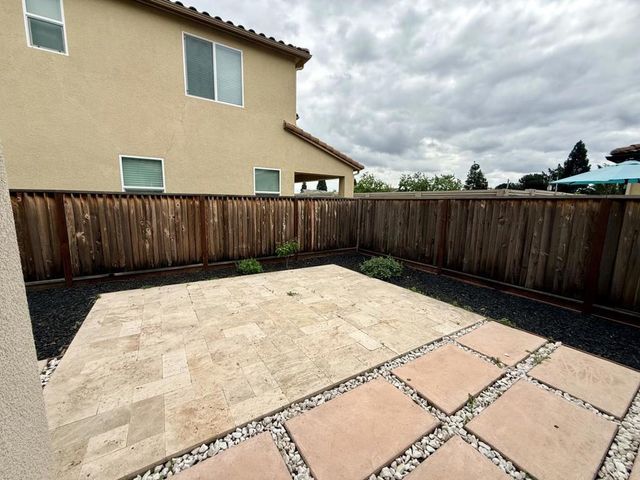 715 Alicante Drive, Hollister, CA 95023