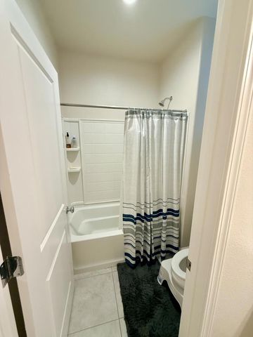 715 Alicante Drive, Hollister, CA 95023