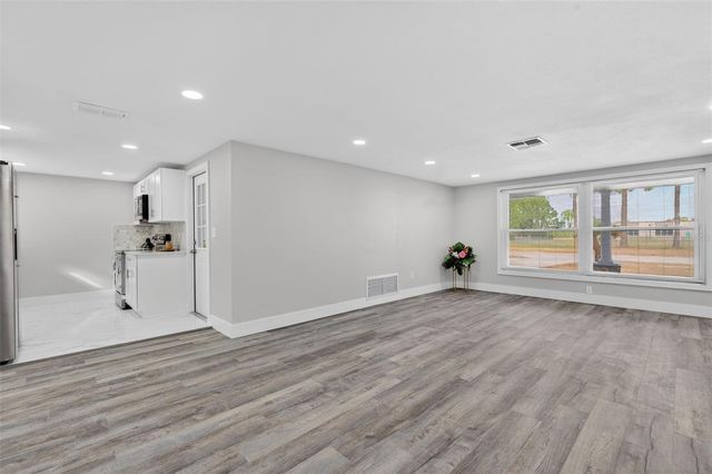 5550 DAHLIA AVENUE, New Port Richey, FL 34652