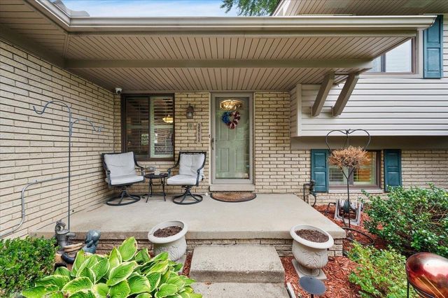 35772 Hilton Drive, Clinton Twp, MI 48035
