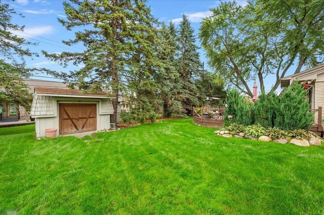 35772 Hilton Drive, Clinton Twp, MI 48035
