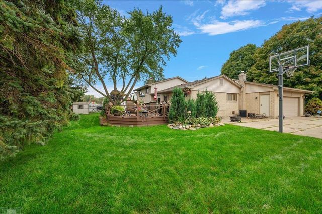35772 Hilton Drive, Clinton Twp, MI 48035