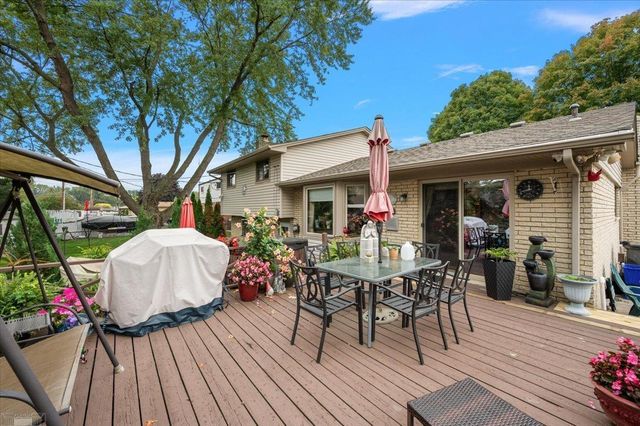 35772 Hilton Drive, Clinton Twp, MI 48035