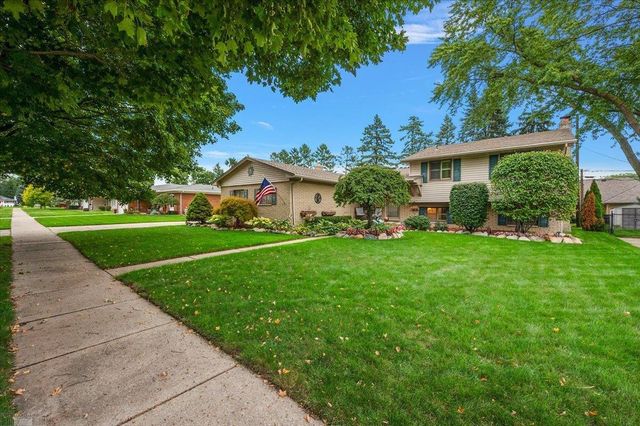 35772 Hilton Drive, Clinton Twp, MI 48035