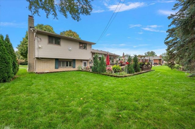 35772 Hilton Drive, Clinton Twp, MI 48035
