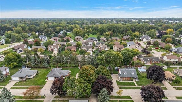 35772 Hilton Drive, Clinton Twp, MI 48035