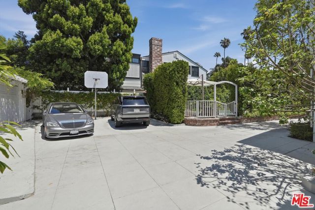 317 S Burlingame Avenue, Los Angeles, CA 90049