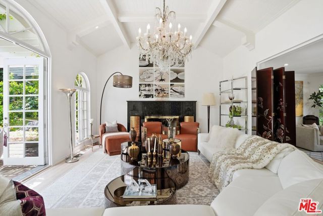 317 S Burlingame Avenue, Los Angeles, CA 90049