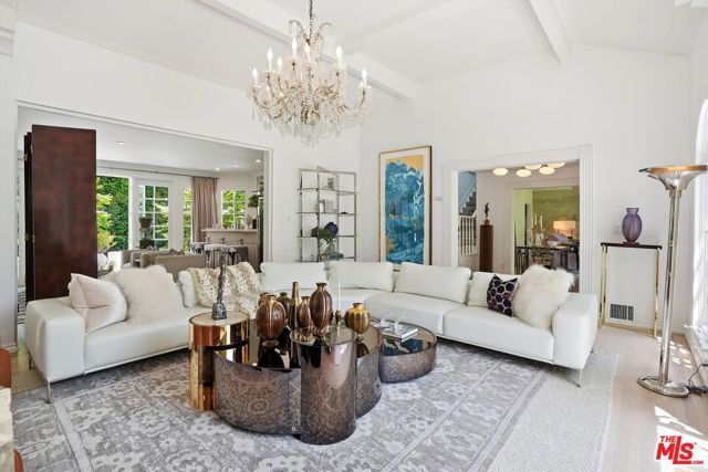 317 S Burlingame Avenue, Los Angeles, CA 90049