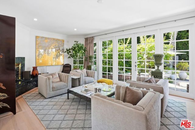 317 S Burlingame Avenue, Los Angeles, CA 90049