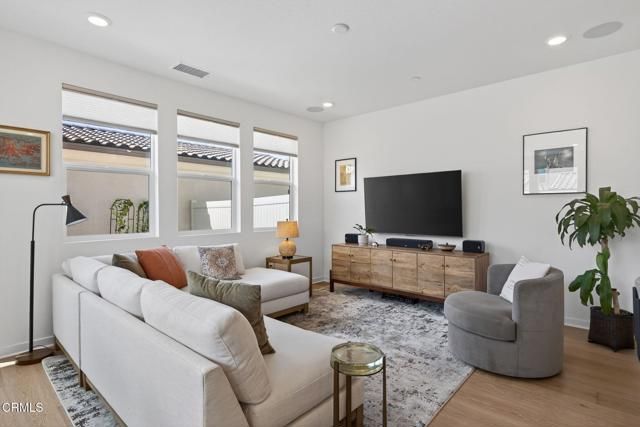 367 Capistrano Drive, Ventura, CA 93004