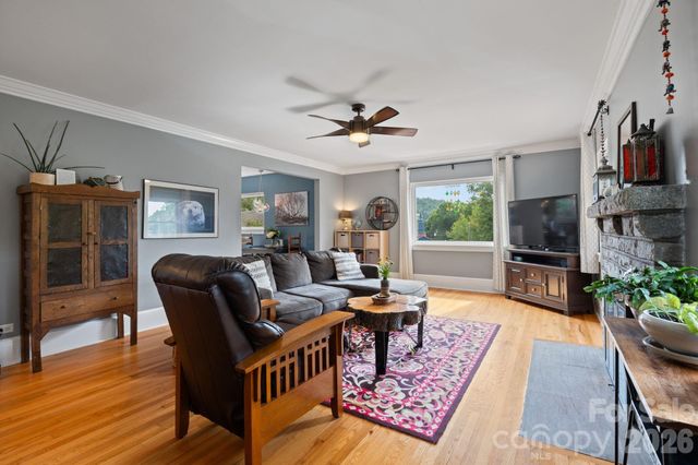 348 Beaucatcher Road, Asheville, NC 28805
