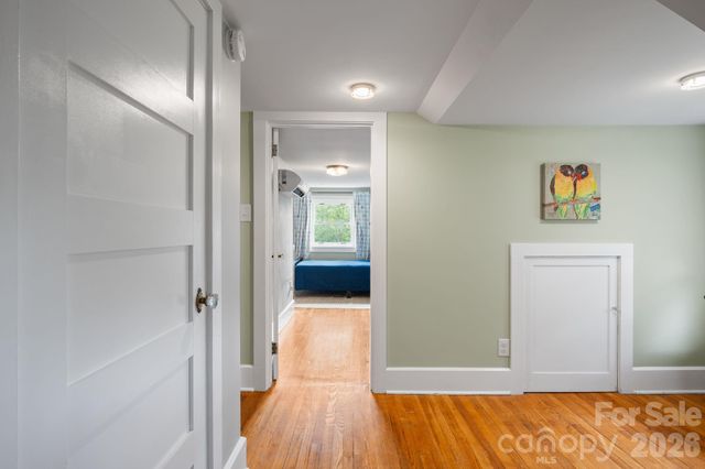 348 Beaucatcher Road, Asheville, NC 28805