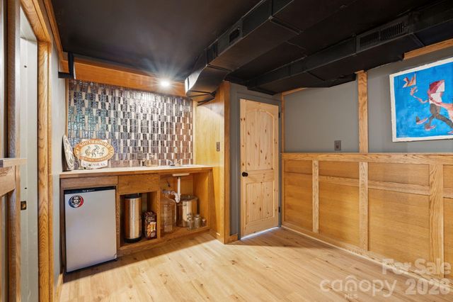 348 Beaucatcher Road, Asheville, NC 28805