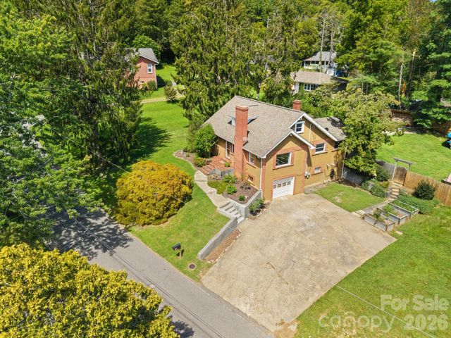 348 Beaucatcher Road, Asheville, NC 28805