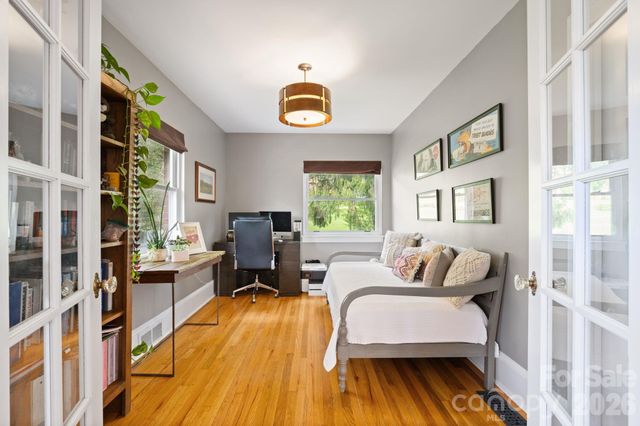 348 Beaucatcher Road, Asheville, NC 28805