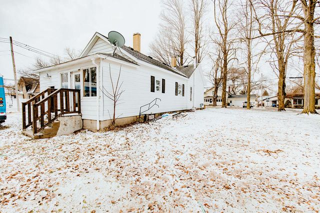 233 S Oak Street, Shrdn Vlg-evrgrn Twp, MI 48884