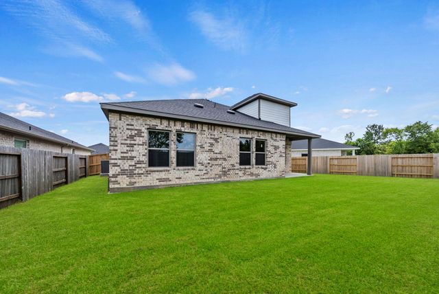 2784 Portugal Laurel Drive, Alvin, TX 77511