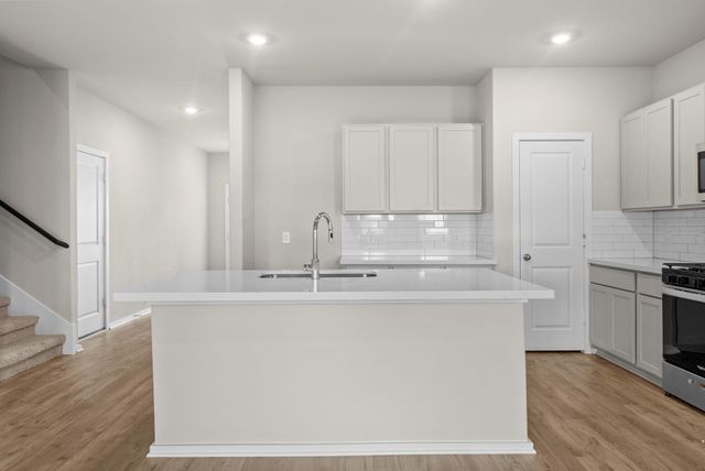 2784 Portugal Laurel Drive, Alvin, TX 77511