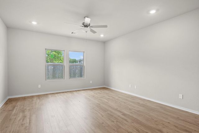 2784 Portugal Laurel Drive, Alvin, TX 77511