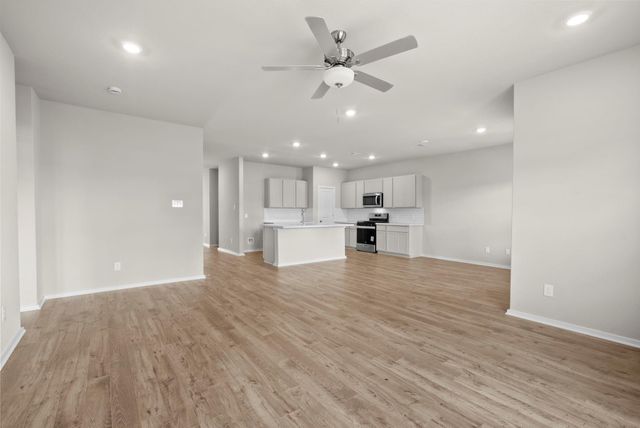 2784 Portugal Laurel Drive, Alvin, TX 77511