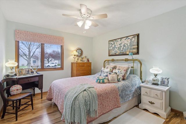 1903 St George Lane, Janesville, WI 53545