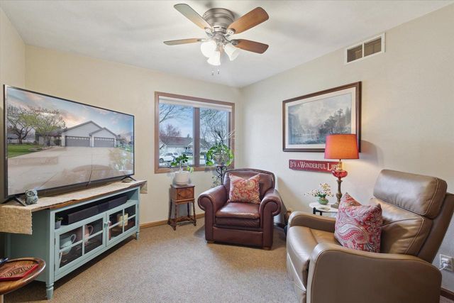 1903 St George Lane, Janesville, WI 53545