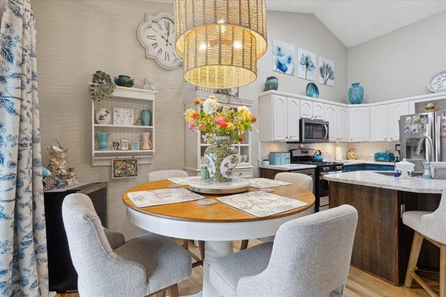 1903 St George Lane, Janesville, WI 53545