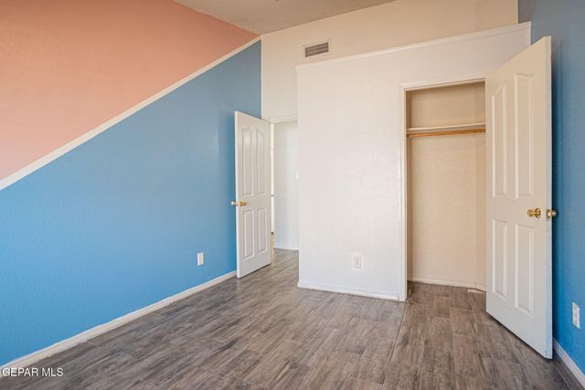 403 Wisconsin Court, Socorro, TX 79927