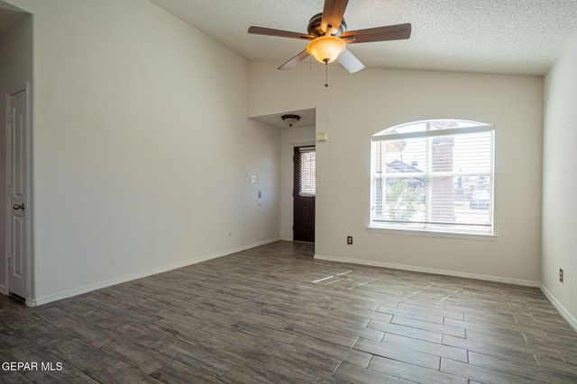 403 Wisconsin Court, Socorro, TX 79927