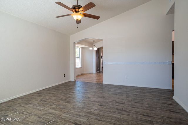 403 Wisconsin Court, Socorro, TX 79927