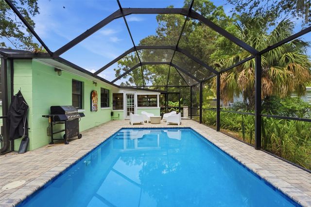 609 W RIVER DRIVE, Tampa, FL 33617