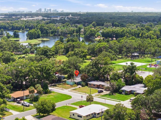 609 W RIVER DRIVE, Tampa, FL 33617