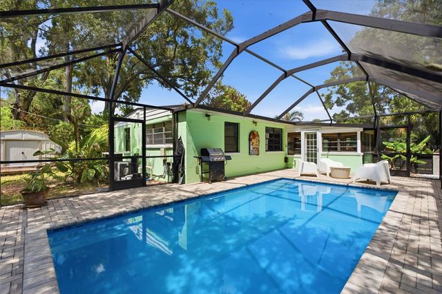 609 W RIVER DRIVE, Tampa, FL 33617