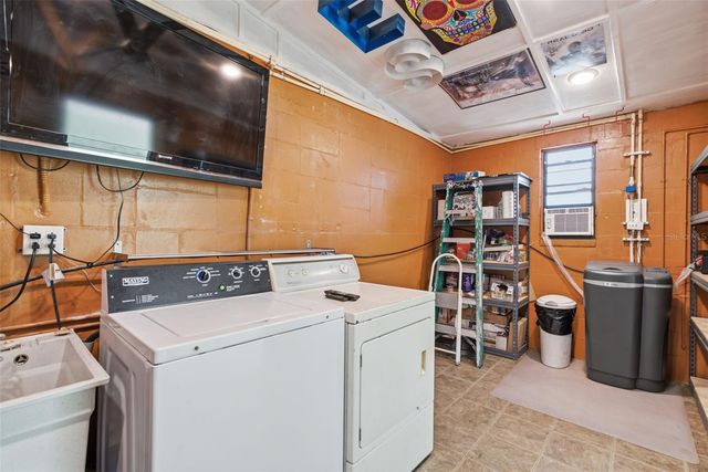 609 W RIVER DRIVE, Tampa, FL 33617