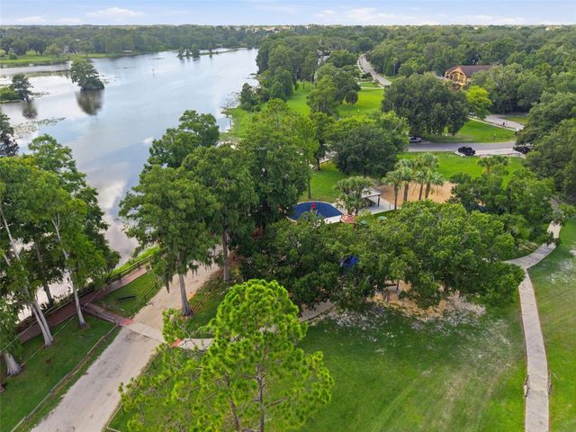 609 W RIVER DRIVE, Tampa, FL 33617