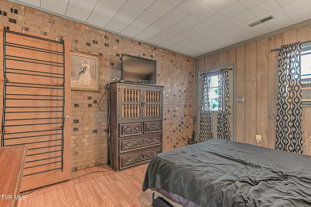 465 Springfield Drive, Bristol, TN 37620