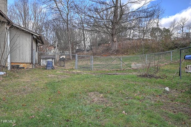 465 Springfield Drive, Bristol, TN 37620