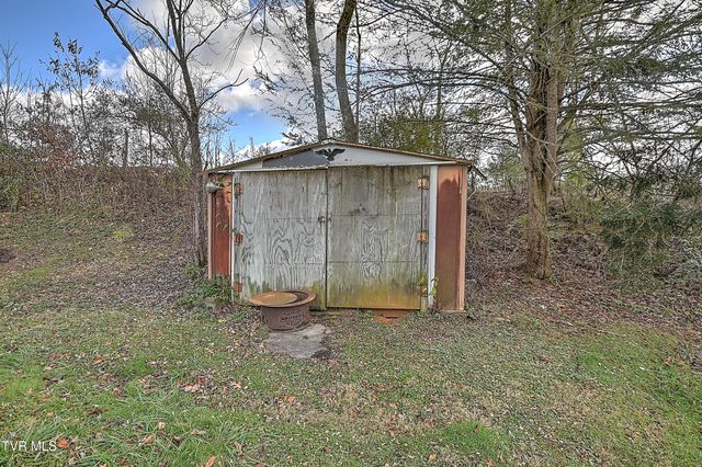 465 Springfield Drive, Bristol, TN 37620