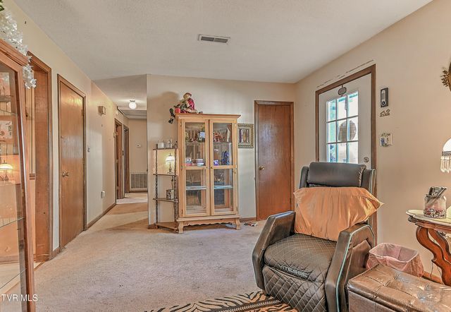 465 Springfield Drive, Bristol, TN 37620