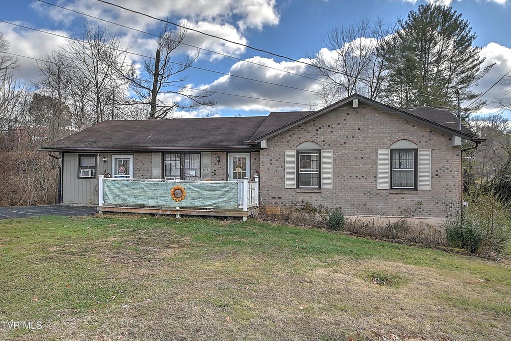 465 Springfield Drive, Bristol, TN 37620