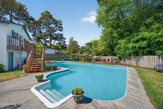 101 Doughton Road, Wilmington, NC 28409