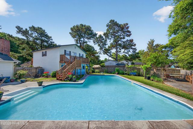 101 Doughton Road, Wilmington, NC 28409