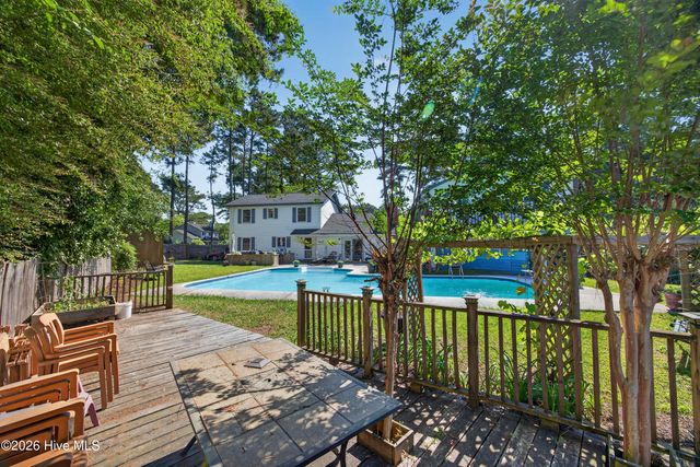 101 Doughton Road, Wilmington, NC 28409