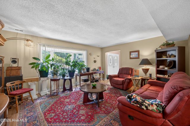 101 Doughton Road, Wilmington, NC 28409