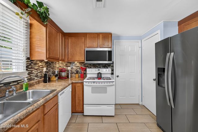 101 Doughton Road, Wilmington, NC 28409