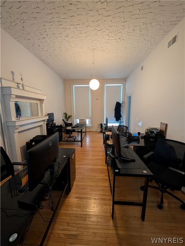 577 Niagara Street, Buffalo, NY 14201