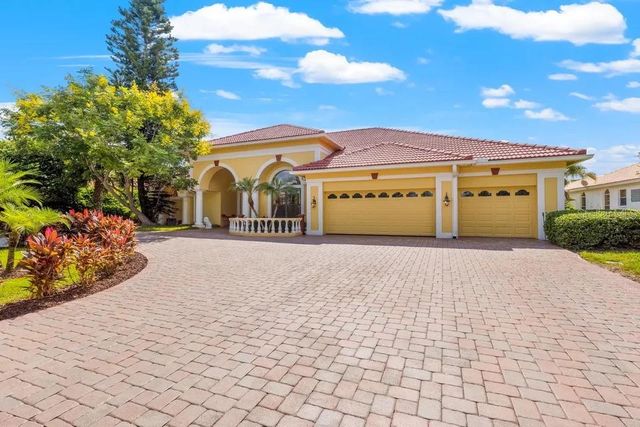 30324 LAURELWOOD LANE, Wesley Chapel, FL 33543