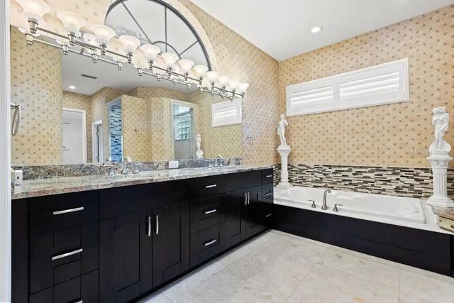 30324 LAURELWOOD LANE, Wesley Chapel, FL 33543